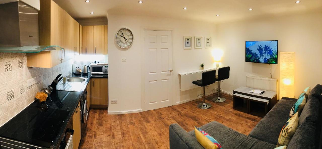 Fountain View 1Br Flat Oxford - Free Parking Apartment Exterior photo